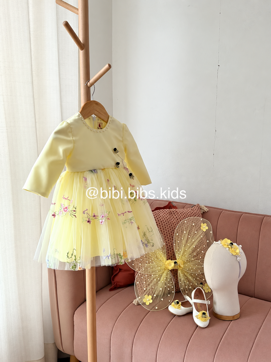 Vestido de abejita manga larga